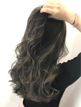 ロング カラー 若杉 諒のヘアスタイル