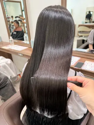 ロング .MANA. 【艶髪ロング】のヘアスタイル