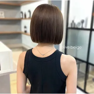 ショート カラー 前川 朋香のヘアスタイル