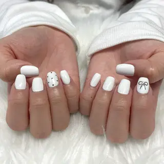 ネイル KITTY🩰 AKIのネイルデザイン