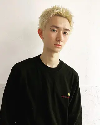 ショート カラー メンズ メンズ専門ブリー チカラー⚡️リュウジのヘアスタイル