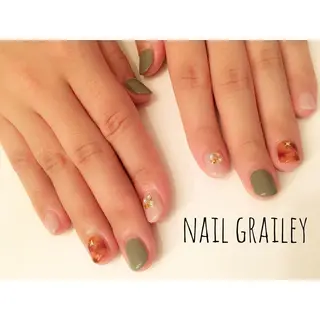 ネイル Grailey nail salonのネイルデザイン