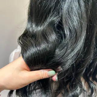カラー ナチュラルレイヤー ｜艶髪｜AYAKOのヘアスタイル