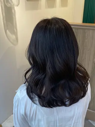 セミロング カラー 顔まわりcut🌿 Hinakoのヘアスタイル