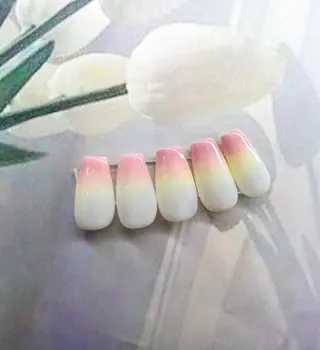 ネイル KUGO SALONのネイルデザイン