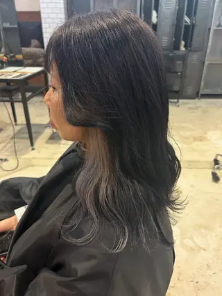 ミディアム カラー 植吉 琉月のヘアスタイル