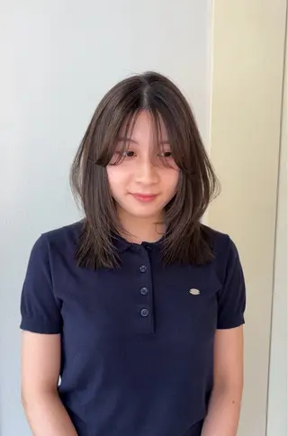 ミディアム ブリーチなし透明感 🪄aoi🤎のヘアスタイル