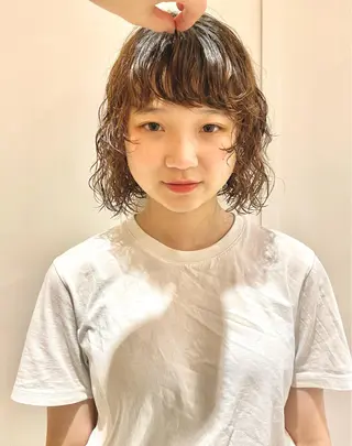 ミディアム パーマ ショート& パーマ　坂本のヘアスタイル