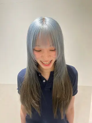 ロング カラー 🫒オリーブ/透け感 レイヤー🌿モエカのヘアスタイル