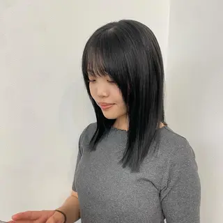 カラー 八巻媛香/ ﾚﾃﾞｨｰｽｶｯﾄのヘアスタイル