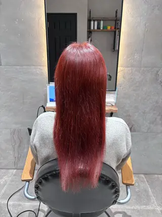カラー 岩崎 美咲のヘアスタイル