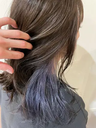 カラー 《インナーカラー》 YAMADAのヘアスタイル