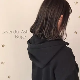 ミディアム カラー 市川 千夏のヘアスタイル