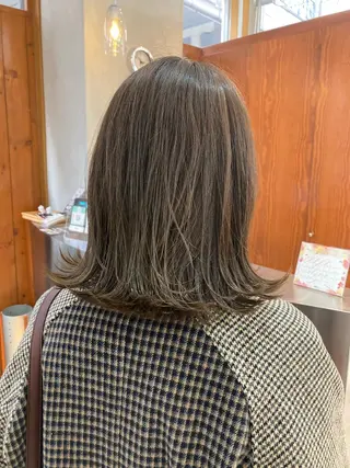 ミディアム 金子 歩実のヘアスタイル