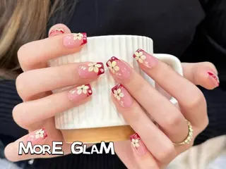 ネイル MoreGlam ネイルのネイルデザイン
