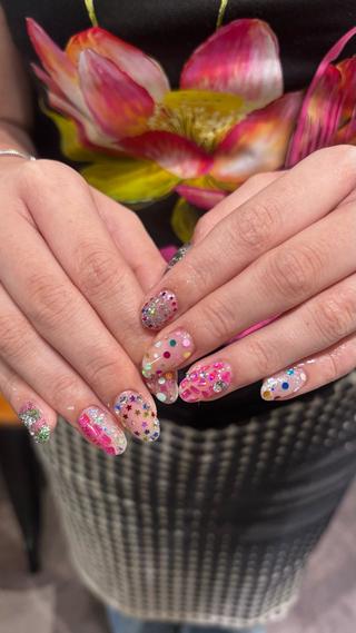 ネイル color.nail 🫧ionaのネイルデザイン