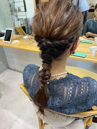 ヘアアレンジ 似合う髪型見つけます AYAKAのヘアスタイル