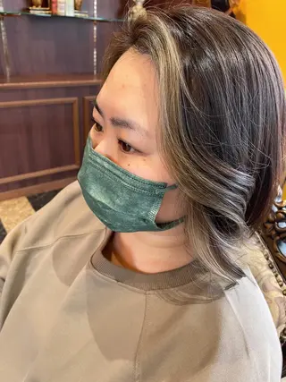 ショート カラー 田中 沙織のヘアスタイル