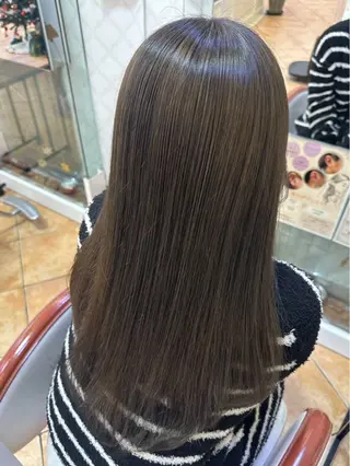 カラー 廣藤 梨花のヘアスタイル