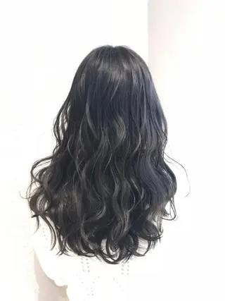 ロング カラー ヘアアレンジ 白髪ぼかしハイライト 茗荷谷駅徒歩2分のヘアスタイル