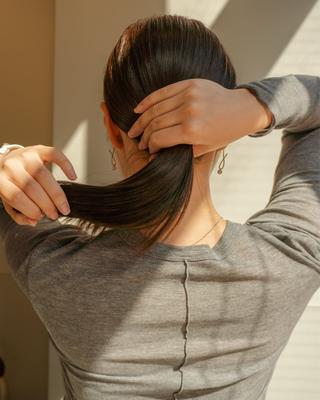 ミディアム 切りっぱなしヘアボブ ミディアムヘアRYOのヘアスタイル