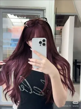 ロング カラー 韓国𝐡𝐚𝐢𝐫 𝐌𝐢𝐤𝐮🤍のヘアスタイル