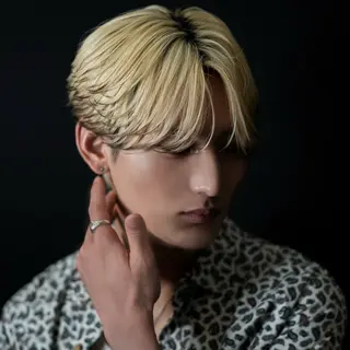 カラー メンズ メンズ特化カットパー マカラー坂田柊のヘアスタイル