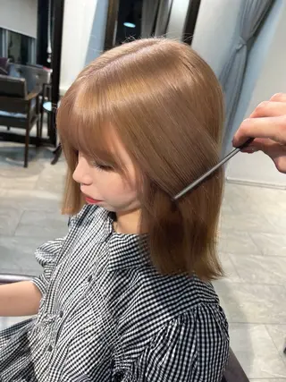 ミディアム カラー ヘアアレンジ 🎀ハイトーン・艶 カラー HANA🎀のヘアスタイル