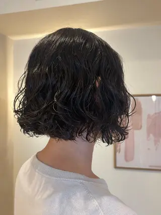 ミディアム パーマ シンバヒナノ/パーマ レイヤー/髪質改善のヘアスタイル