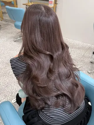 ロング 🤍ブリーチなしカラ ー/riri🤍のヘアスタイル