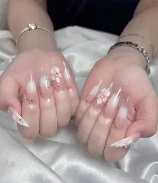 ネイル Chiee Bling.Nailのネイルデザイン