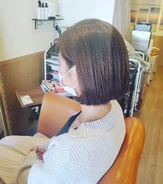 ショート カラー spa hair ark 富井直美のヘアスタイル