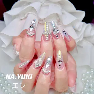 ネイル 🦋 Queenieのネイルデザイン