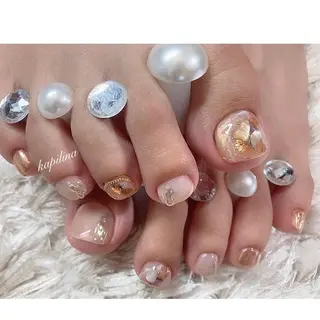 ミディアム kapilina salonの眉毛・アイブロウイメージ