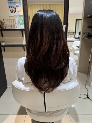 ロング 白井 早苗のヘアスタイル