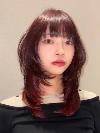 ミディアム ブリーチ🌟レイヤー 縮毛矯正/青木華音のヘアスタイル