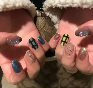 ネイル パラあり！フィルイン 美フォルムのネイルデザイン