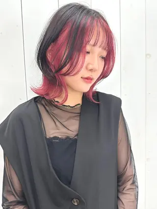 カラー 🩵HOLLY🩵 ブリーチ🩵カレンのヘアスタイル