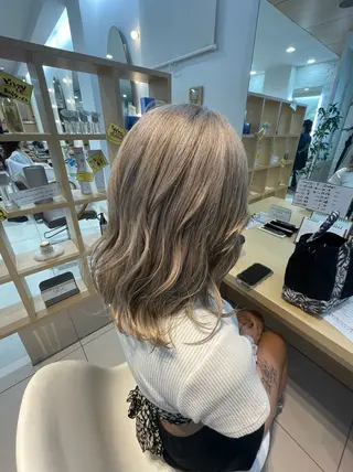セミロング ❤︎韓国レイヤー❤︎ アカリのヘアスタイル