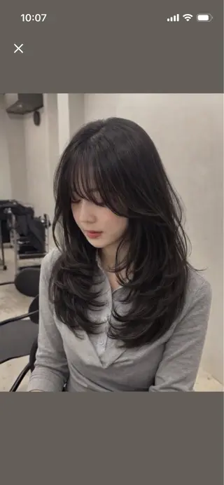 セミロング レイヤーカット ハッシュレイヤー特化のヘアスタイル