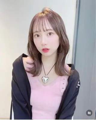 セミロング 艶カラー🌟髪質改善 髙畑爽のヘアスタイル