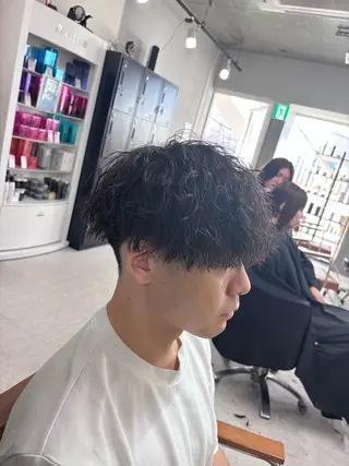 パーマ メンズ 海外風パーマ カラー特化園田　楓莉のヘアスタイル