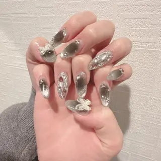 ネイル Luvia Ginzaのネイルデザイン