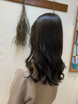 ロング カラー 武田 悠生乃のヘアスタイル