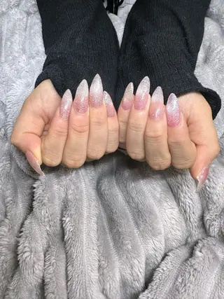 ネイル 伊加 優李のネイルデザイン