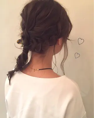 セミロング ヘアアレンジ 市川 千夏のヘアスタイル