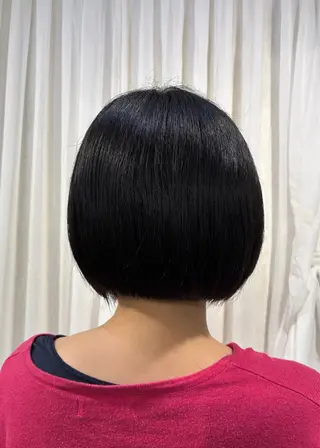 ショート カラー 🌟小出 倫花🌟 艶カラー/カットのヘアスタイル