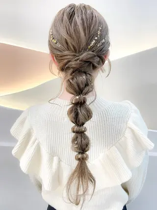 ヘアアレンジ ミディアム/顔周り/ ベージュ🌼mayuのヘアスタイル