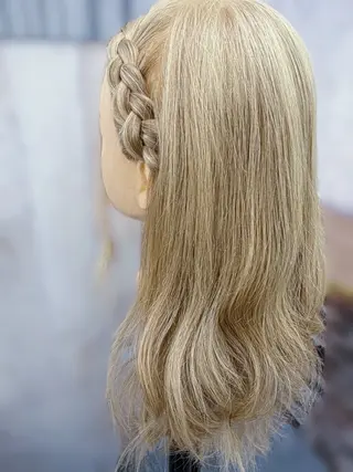 ヘアアレンジ 馬方 雫のヘアスタイル
