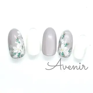 ネイル Avenir 表参道 nail&eye予約のネイルデザイン